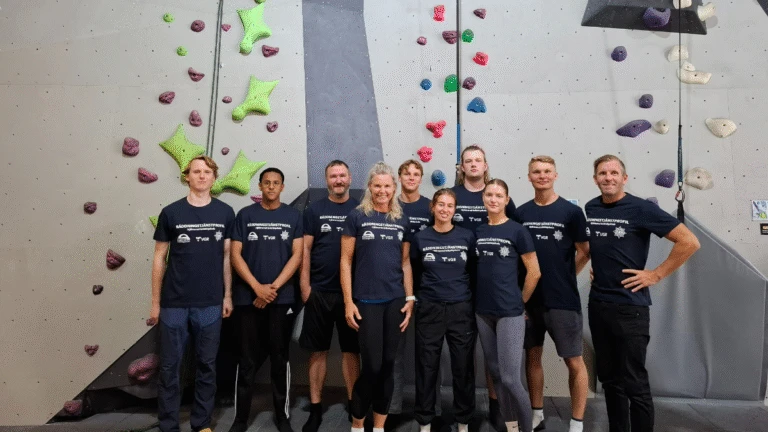 Studenter på folkhögskoleutbildning