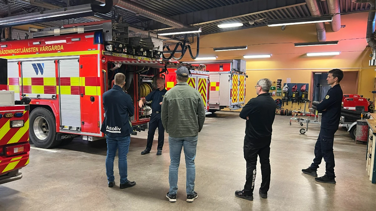 Utryckningsfordon parkerade