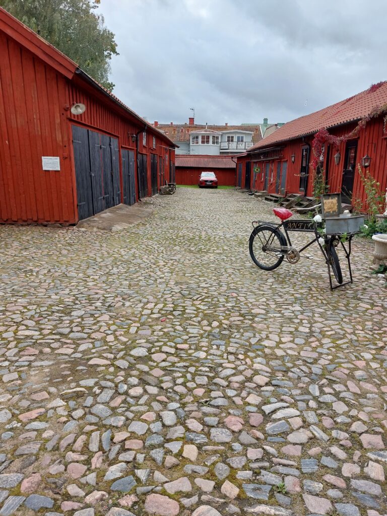 trästad röda hus Alingsås